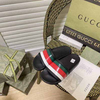 gucci 古驰春夏新款 沙滩拖鞋 平底拖鞋 一字拖 情侣款 码数 35-46