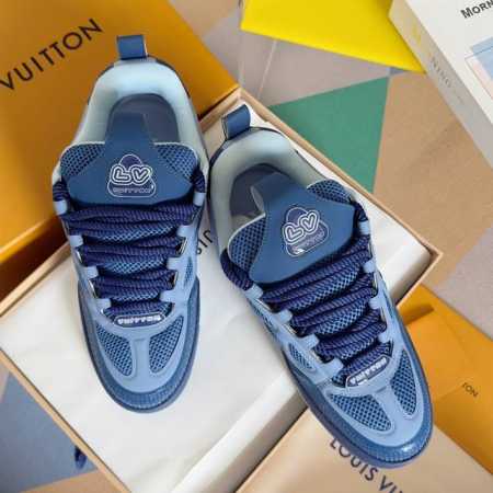 顶级版本 Lv驴牌L家Skate 系列 最新配色 Tariner运动鞋 滑板鞋 情侣款 复古篮球鞋 原版购入开发 做货 本款 Lv Skate 运动鞋以包括科技 - 点击图像关闭