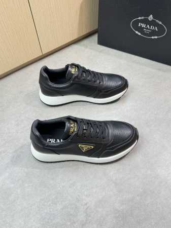 prada 普拉达 -高端品质 原单休闲运动鞋 -鞋面 纳帕小牛皮 打孔小牛皮 鞋身车缝品牌金属扣件 鞋舌丝印高周波品牌Logo -内里 水染牛皮 -大底 超轻 - 点击图像关闭