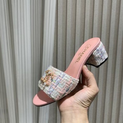 官网同步高版本更新，Ch Nel 香奈儿春夏新款顶级拖鞋系列，香家必备爆款，女神系列，拥有香家特色优雅名媛气质，超级耐看，让人无法抗拒，心动Ing 鞋面：呢子布