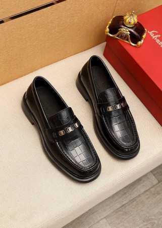 商品商标：Ferragamo 菲拉格慕 休闲皮鞋 正码码数: 38-44 45.46订制 商品材料：精选 进口小牛皮压花鞋面+经典五金扣，进口水染牛皮内里。强烈 - 点击图像关闭