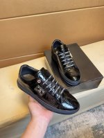 pp 菲利普 原单品质.～ 独特现代风运动鞋。休闲鞋潮男必备款 意大利进口原版品牌，进口原版皮，羊里 拒绝脱色磨脚 鞋底：原厂特供原版底，法国懒人风格设计 贴脚