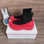 顶级版本Moncler 盟可睐 蒙口 Trailgrip 圆头织物套穿短靴情侣鞋黑红。 原楦数据开发 面料飞织面组合Eva轻量化缓震材料中底Vibram Meg