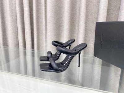 冲量价: 大王 新款！Alexander Wang亚历山大王高跟鞋女士奢侈品Alexande* Wang原版1:1的材料 凹凸感带按摩的鞋垫配上注胶 Logo