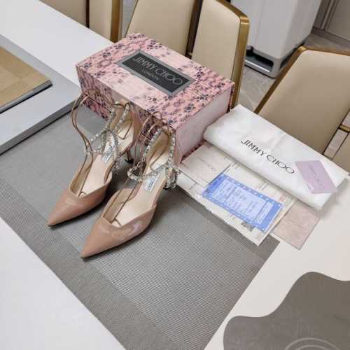 JlMMY CHOO周仰杰 专柜款3D棱格磁铁盒包装 顶级版本，低端勿比。25年最美凉鞋 ，方口中空钻链尖头凉鞋系列。 时尚国外博主“KarenWazen”同款