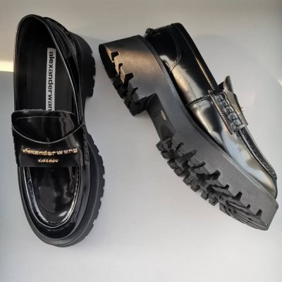 乐福鞋Alexander Wang Aw Carter亚历山大王防水台松糕厚底女士鞋、原版1:1材料 鞋面：原版开边珠 内里：进口羊皮里 鞋底：开模橡胶发泡一体