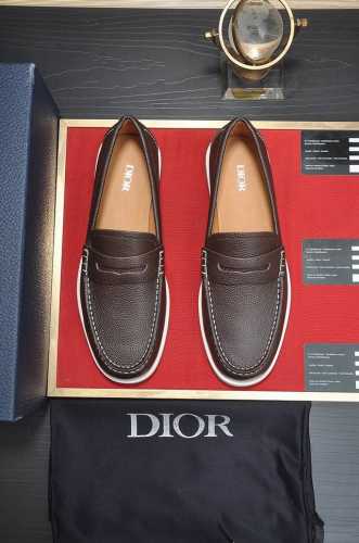 出厂价 迪奥 Dior 高端货 牛里 原单品质dior .迪奥 原单代购、高端皮鞋、面料：采用意大利进口牛皮水染牛里 牛皮里特供原版大底、做工精细、实物拍摄si