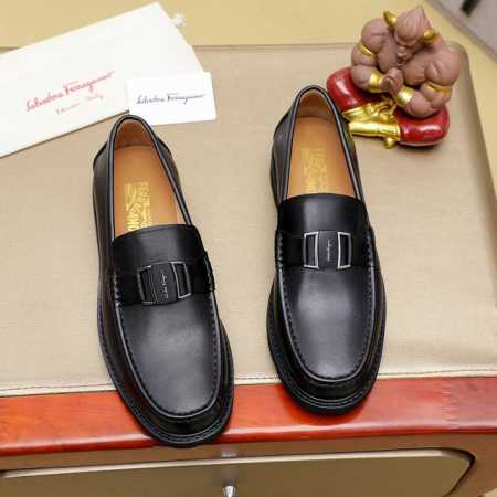 工厂价 Ferragamo 菲拉格慕顶级男士商务皮鞋官网原版复制，鞋面采用进口官网1:1材料制作意大利进口牛皮进口牛皮内里。绝非一般的工艺制造，明星御用款！大厂 - 点击图像关闭