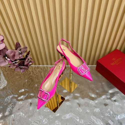 工厂p价 女装女鞋 运动原单 Valentino独家新款 华伦天伦新开发拼色 钻扣 真丝高跟凉鞋系列 顶级版本 全部颜色都做了5个高度 下单需要文字备注 新款拼