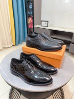 出厂价p Lv 路易威登人气爆款休闲皮鞋时尚大气面料 原版进口牛皮开边珠 水洗牛皮内里 原版开模橡胶大底 高端大气上档次 品质优雅 上脚秒变气质男神标准 码数