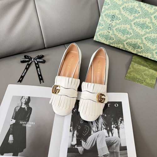 橙子出厂价 GUCCI 古驰 早春新款 流苏粗跟单鞋 浅口乐福鞋 跟高：5CM 码数：35-39 可定制40.41.42