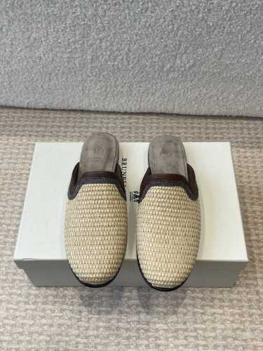p半拖 P单鞋 Brunello Cucinelli 新款草编织Bc平底半拖 单鞋 Bc很有品味！配上一双袜子穿也很不错，搭配牛仔裤穿也好看！ 作为女性最爱的品