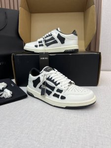 出厂价pp #情侣款 官网同步飞机盒包装 顶级版本 认准独家品质 区分市场通货 amiri埃米尔骨头鞋 官网同步更新情侣款最新配色 注意区分细节 接受一切对比