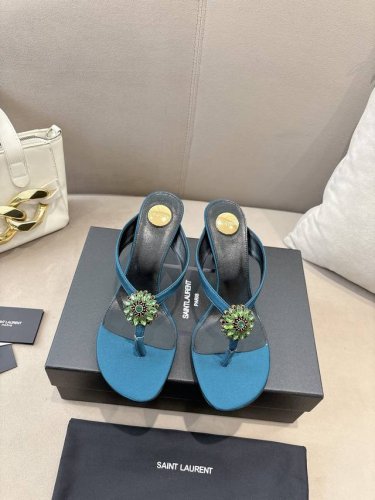 高版本出厂 Saint Lauren* 圣罗兰Ysl 25Ss 春夏全新走秀款水钻高跟鞋凉鞋 唯有Ysl最懂女人心 不接受反驳 超级无敌女人味神器 女人必备 Z