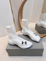 批￥女 男 Balenciaga X Under Armour 安德玛联名 情侣款 飞驶运动鞋休闲鞋这款飞织运动鞋是巴黎世家和安德玛强强联合，运动品牌和时尚产品