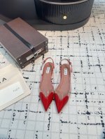 顶级版本新款最新爆品小红书火推Alaia High Love爱心细跟凉拖系列！ “Designerofdesigners”更影响着很多人的风格！这些Alaia的
