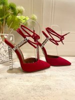 Aquazzura 新款 原版1比1开模五金吊坠，鞋跟！施华洛世奇水钻方跟，闪耀光芒，露脚趾性感方头，施华洛奇水钻法式女镶钻吃，饰有闪闪发光，配有水晶镶嵌的鞋跟