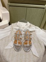 Aquazzur* 菠萝早春专柜新品仙女时装鞋系列，大量上新同步官网全系列均可定制龙年主打一个火爆，全网各大网红纷纷开秀，绝美的穿搭系列！ ★★★★★ 鞋面 烫