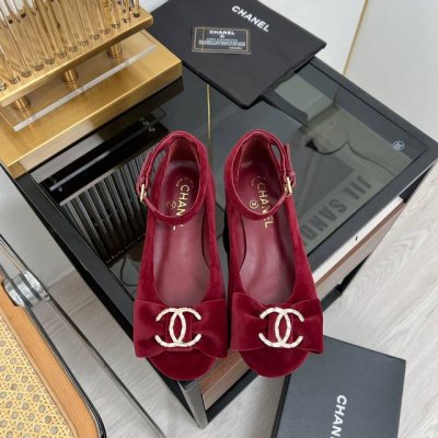 CHANEL香奈儿 2024 小香2024春夏新品 专柜新款蝴蝶结双C水钻玛丽珍鞋系列 一见钟情 小红书力推款，怎么搭配都好看，时髦精必备，小香女士钟爱简约又难