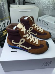 loewe 罗意威 高帮 德训鞋 阿甘鞋 专柜走秀同步新配色德训鞋复古潮流 休闲小白鞋 原版开发 做货 罗意威最新款 运动无止境 设计大胆奢华 时尚工艺与运动精