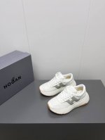 HOGAN 2025春夏最新运动鞋情侣厚底老爹鞋爆款休闲系列 松糕厚底休闲鞋 流行 H拼色工艺~休闲运动鞋履精湛手工设计融入军装元素，兼职实用与个性造型感;多元
