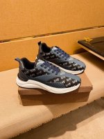 工厂p批 阿玛尼 男鞋高端品牌 官网1：1最新力作：鞋面采用意大利官网原版专用科技布面料搭配原版舒适透气内里原版指定防滑大底制作让行走更加便捷舒适！独家新款，惊