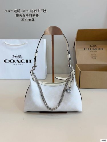 配礼盒. 蔻驰Coach Juliet 朱丽叶. 材质耐造耐磨 设计简约 包身轻便 日常造不心疼万年长青款 上身酷！时髦！尺寸：25*7*16Cm