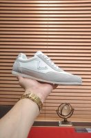 出厂价p 普拉达 男鞋高端品牌：官网1：1最新力作：鞋面采用意大利进口原厂面料羊皮内里制作，让行走更加便捷舒适！独家新款，惊世之作！打造时尚个性衬托你的与众不同