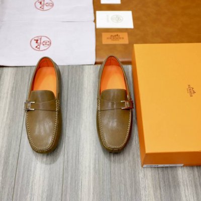 H家 爱马仕顶级代工男士香港专柜同步爱马仕豆豆鞋、 高版本、原版定制 码数：39-44码，45，38 可订制。进口牛皮拼接而成，彩色牛皮内里，鞋底：原厂特供原版