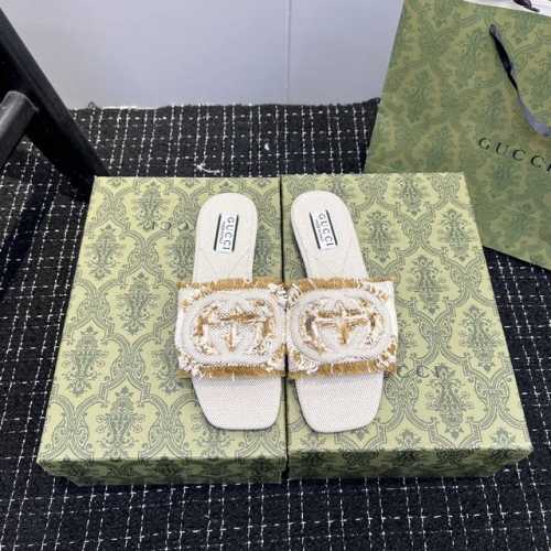 橙子出厂价p gucci 古驰 春夏新款 流苏平底拖鞋 休闲凉拖 日常休闲款非常好看又百搭的一款产品 多个颜色选择 看着都喜欢流苏版本设计 为每一个女神们都负责