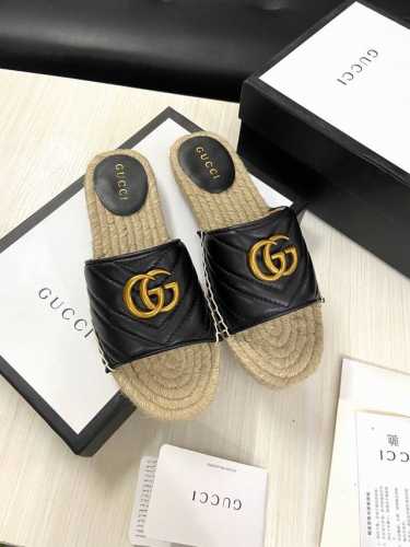 GUCCI 一字拖 长期做货官网最新款，原版1:1 开模橡胶注塑一体麻底，新款布面搭配经典双G饰扣 平底休闲，上脚舒适 面料：进口山羊皮 内里 垫脚羊皮 码数：