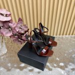 顶级品质 2025早春新款Saint Laurent Ysl圣罗兰拼色高跟凉鞋 ysl姐姐的美丽尤物高跟鞋 又是人间圣罗兰 Rose同款的小方头 高跟鞋化很好修