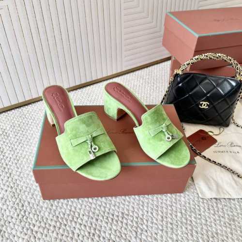 平底 粗跟 代购级 Loro piana Summer Charms Ser LP女士凉鞋拖鞋这款绒面羊皮革凉鞋搭配饰有Loro Piana My Charms