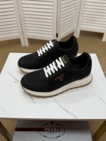 prada-普拉达 顶级版本，套楦工艺，油边工艺，面料：高档牛皮。38–44 45订做不退换 X5