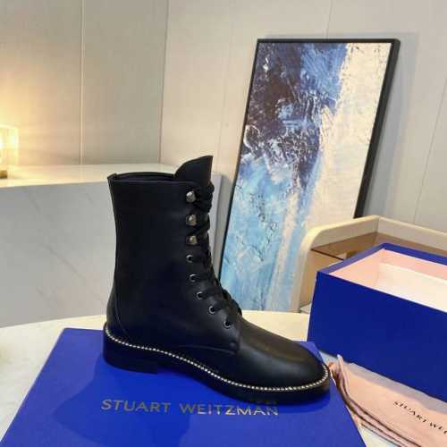 STUART WEITZMAN简称SW短靴秋冬新品切尔西女靴 气质女神款 独家上新！ 最耐看的靴子就是非它莫属了！随意搭配且可完美， 原版楦型， 配以珍珠轻便防