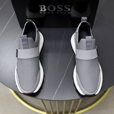 出厂价pp 品牌 Boss 标准码 38-44 45订做 等级 官网同款 材料 原版针织面料 舒适透气内里 轻便耐磨运动大底 款式类别 男士时尚休闲鞋 跑步 运