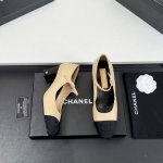 工厂价 顶级品质！Chanel 小香25C早春新品、高跟鞋 粗跟方头玛丽珍单鞋香奶奶家一贯的优雅名媛气质 高级感十足上脚非常nice～极简的配色深入人心~本年度