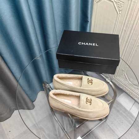 Chanel 24K秋冬新款毛茸茸乐福鞋 泰迪毛毛鞋 很舒服诶 美拉德棕色还是很适合秋冬的～ 鞋面麂皮 内里皮毛一体 真皮大底 Size:35-39 其他码数定 - 点击图像关闭