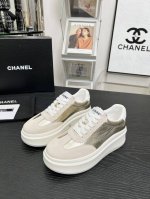 出厂 Chanl* 与马吉拉2025C网红明星联名款 专柜最新走秀主打系列上新款， 真的美爆了，实物相当赞 原版排列搭配。 内里垫脚：进口羊皮里 大底：私模稀模