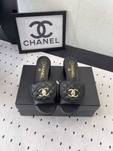 Chanel新款早春拖鞋 高版本出货 各大社交平台热门晒图 质感上脚是非常柔软舒服的 原版进口羊皮鞋面 混种羊皮垫脚 意大利真皮大底 Size：35-39 40