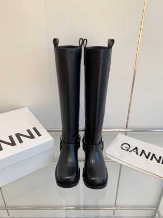 54SS GANNI秋冬新品 进出专柜无压力 一眼心动 五金扣机车靴 超舒服的一款 超好穿 鞋面：进口牛皮 内里：进口牛皮里 大底：原版开模橡胶大底 Size： - 点击图像关闭
