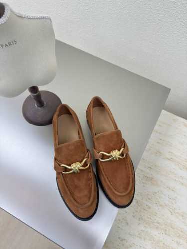 bottega Venet* 五金结绳配饰 女士Astaire乐福鞋 麂皮 老钱风 乐福鞋 原版一比一做法 一致五金 棕色 当今流行的又一趋势 天花板啦 3色百