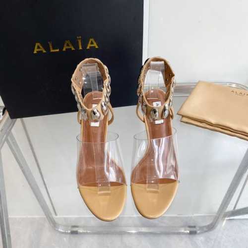 Alaia 24Ss春夏新款法式仙女胶片金属扣高跟凉鞋 原版购入法国一线奢侈品牌Alaia品牌源自其创始人 Azzedine Alaia是上世纪80 年代 超紧
