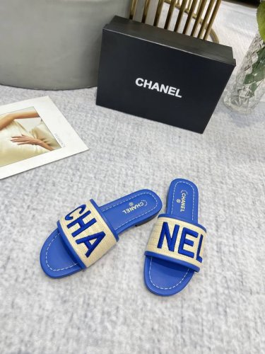 chanel，鞋面采用立体电绣工艺，上脚舒适柔软透气，复天必备35-43码， ，皮底160