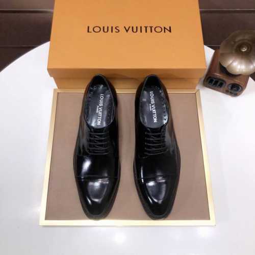 工厂P批 Louis Vuitton 原单 新款Lv路易威登 * 顶级版本 Lv经典皮鞋！选用进口原版单牛皮 原版真皮边条拼接耐磨橡胶大底！高品质精品！码数38