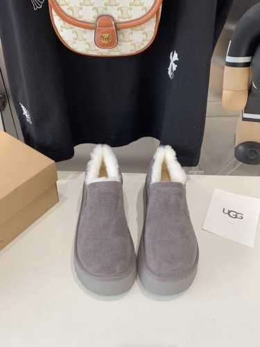 出厂价 U*G雪地靴 现货好拿 美媚必选，秋冬长装短装好配衣服，超显身材秋冬女性必备.保暖神器 源自澳洲，百搭2024新款，MRA级摩卡星羊毛，顶级品质.反毛牛