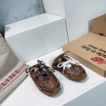 高品质出厂半拖 ！顶级品质情侣款！ 24ss秋冬联名款NB保暖羊毛休闲鞋擦色做旧复古运动鞋！ Miu Miu 缪缪大秀上爆出的这双与New Balance 新百
