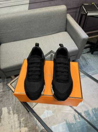 独家实拍 顶级版本 Hermes 24Ss Fe New Arrival~秋冬新款 Bouncing 情侣运动鞋 爱马仕最舒服的鞋没有之一 上脚特轻又巨好看 逛 - 点击图像关闭