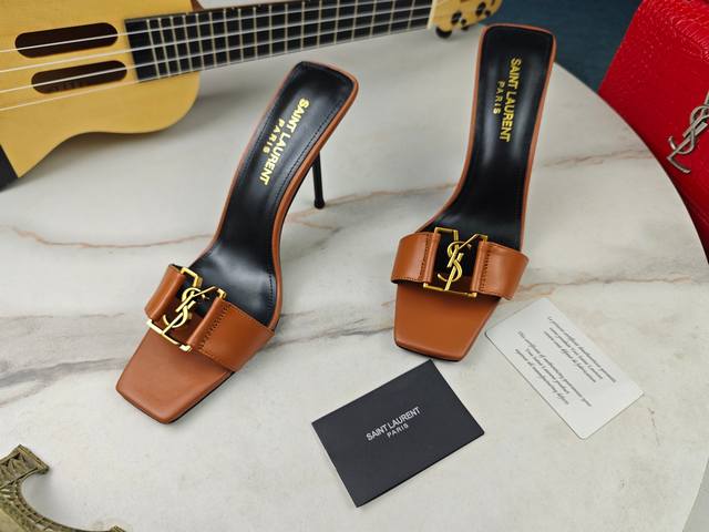 工厂P价 P330 Saint Laurent 圣罗兰、细跟Ysl字凉鞋早秋专柜同步最新款、Ysl、装饰 经典上乘美艳力作 专柜最火春夏系列 兼备气质 时尚 经