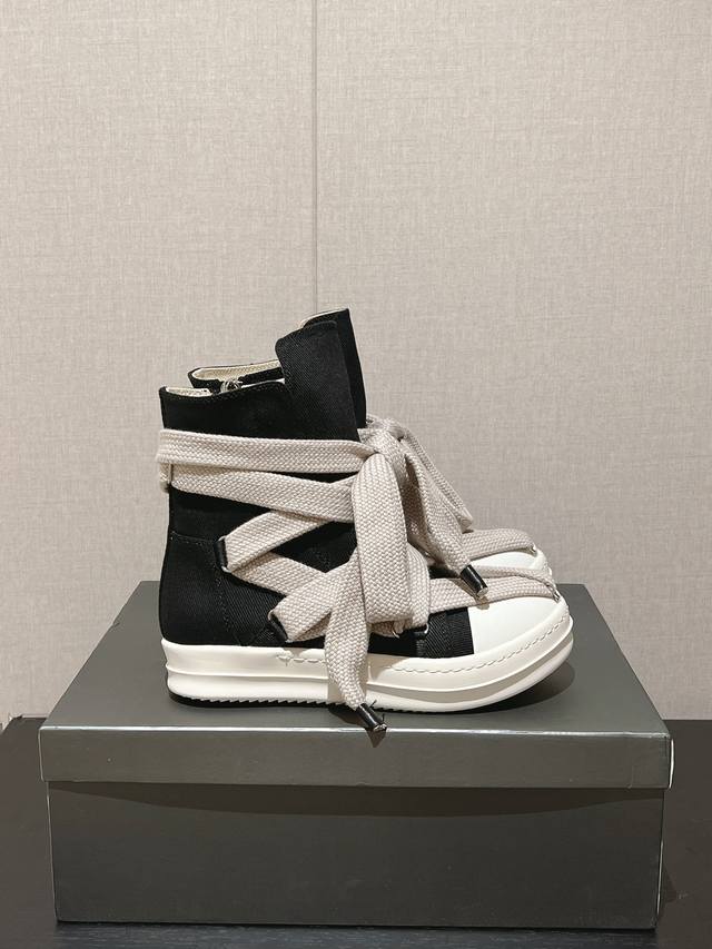 P390 瑞克.欧文斯 Rick Owens 23Ss秋季新款高帮粗鞋带五芒星疯狂绑带纯棉加粗加款鞋带，定制斜纹纯棉布，内里帆布，鞋底为橡胶底奶香底 尺码：35